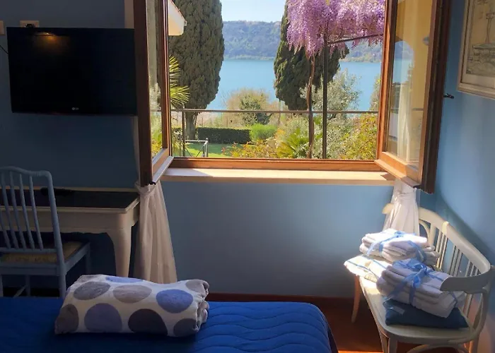 Il Nido Del FalcoAlbergo